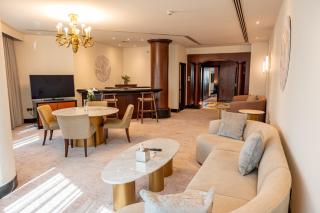 Majestic Cove Hotel - Formerly Le Méridien Fairway - 9