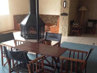 Mvemve Lodge at GrootPoort - Memel - 1
