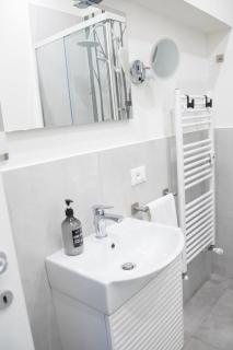 Your Home in Florence with parking, 10 min from the center by Tram - Florence - 5