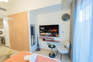 Chic Studio Oasis in Dubai - 8