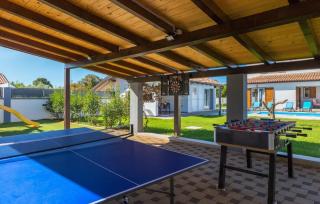Villa Alba Rossa near Pula for 6 people with private 50 m2 pool only 1 km from the beach - 6