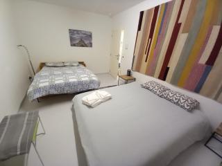 Chez Jean-Claude Chambre 4 personnes Un lit et un divan lit - 1