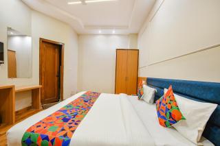 FabHotel Alpine Tree - 2