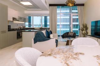 WelHome - Opulent Retreat With Panoramic Cityscape Views - Dubai - 8