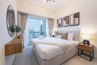 Bright 1BR with Lake Views, Jumeirah Lake Towers by Deluxe Holidya Homes - 5