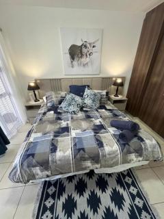 Guest Nest - Windhoek - 4