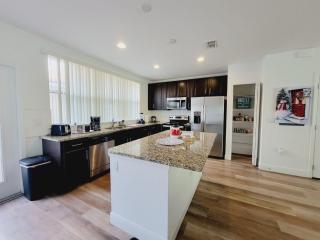 Top Orlando Stay - Tennis, Rides & Easy Flights, we are in the Middle! - Kissimmee - 5