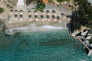 Aneroussa Beach Hotel - Batsi - 4