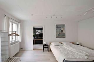 Cosy, Unique House Near Harbour In Gudhjem - Gudhjem - 1