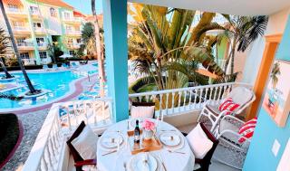 Walk to Beach, Shops, Dining, Pool View, Fast Wifi - Punta Cana - 1