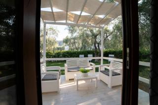 saracena Holiday Home with Private Beach and Swimming Pool - 4
