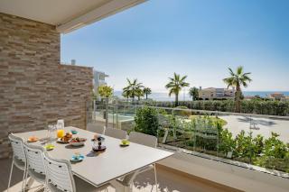 MaBelle Luxury Ocean View Apartment - Lagos - 8