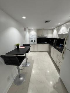 1 bedroom with amazing ocean view - Hollywood - 3