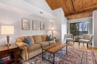 Mountain Inn Lodge 59 with Wintergreen Advantage - 9