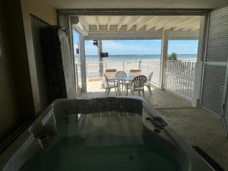 Mike's Hot Tub Corner - 5