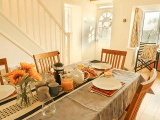 Bryn Teg Cottage - 2