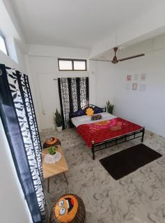 Whimsical Woods Home Stay - 2