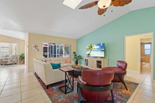 Pet Friendly Pool Home in River Reach of Naples FL - 9