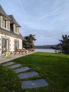 Maison familiale 6 chambres, vue imprenable - Pléboulle - 8