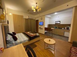 Dream Vibes Studio Apartment - Noida - 6
