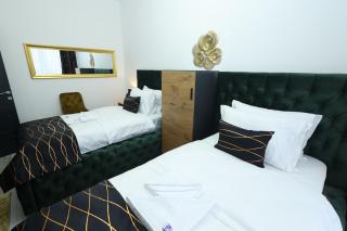 Golden Hill Palace - 3