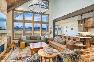 Luxe Tetonia Home with Tetons View, Close to Skiing! - Tetonia - 0