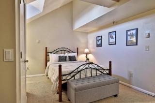 Alpine Oasis Studio at Mountain Green Resort - Shuttle to the Slopes, Pool, Hot Tub, Gym, Ski Shop, Restaurant! - Killington - 2