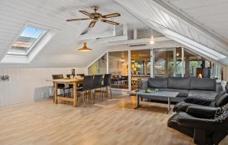 4 Bedroom Cozy Home In Ans By - 8