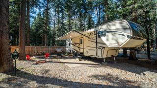 Fully Setup RV for Glamping #27 at Blue Spruce RV Park & Cabins - Tuckerville - 0