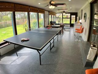 Comfortable Quiet Retreat in Convenient Location - 6