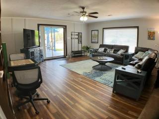 Comfortable Quiet Retreat In Convenient Location - Denton - 9