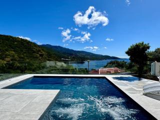 Sunset Beach - Villa Créole 5 étoiles 4 Chambres avec piscine face au coucher de soleil et à la réserve Cousteau - 0