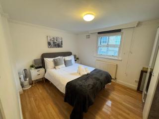 Charming and affordable flat for 4 people in Baker Street Zone 1 with breakfast - Londra - 9