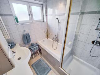 Ferienwohnung Nussbaumblick - 1