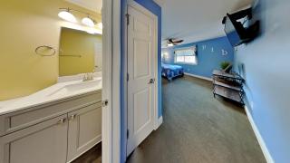 Put-in-Bay Waterfront Condo #107 - 4