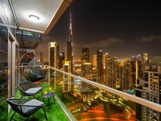 WonderfulStay at Paramount - Highest Infinity Pool - Burj Khalifa View - Brand New Luxury Apartments - Dubai - 9