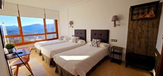 Hotel Artxanda Bilbao, Parking Gratuito en el Exterior Junto al Hotel - Bilbao - 2