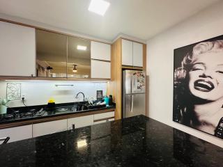 50 m do mar, Familia, Mercado 24h, Ar Condicionado, Wifi 300mb - 3