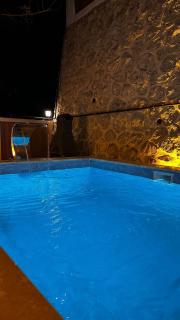 Sıcak Havuzlu ve Jakuzili Villa 2 - Sakarya - 4