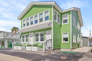 3BR 2BTH Near the Beach Main St Pet Friendly - Myrtle Beach - 4