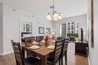 Cozy Condo w FREE Vista Cay Resort Access - Orlando - 3