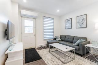 Huge 3 Bedroom Condo with a Large Patio - 3