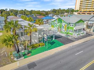 Studio 1 King Bed Sleeps 2 Pet-Friendly - Myrtle Beach - 9