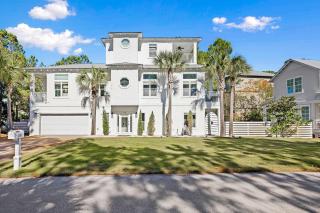 Gulf Coast Retreat with Pool 1 Mile to Beach - Santa Rosa Beach - 3