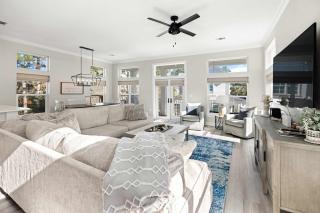 Gulf Coast Retreat with Pool 1 Mile to Beach - Santa Rosa Beach - 8