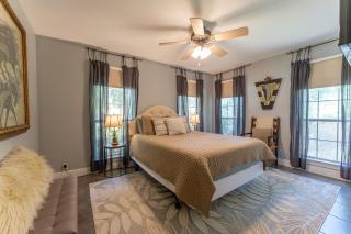 Sleepy Lagoon Cottage - 2