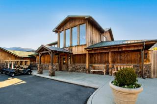 Peaceful Heights with Cozy Decks and Smart TV - Townsend - 8