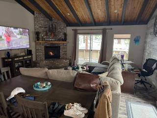 Lake Tahoe Incline Beach Ski Pool Pets Casino - 1