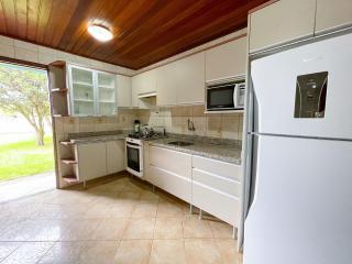 Belíssima Casa a 350m da Praia de Canasvieiras - Florianópolis - 2