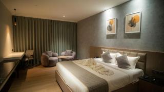 Hotel Tulips Grand - Haiderabad - 5